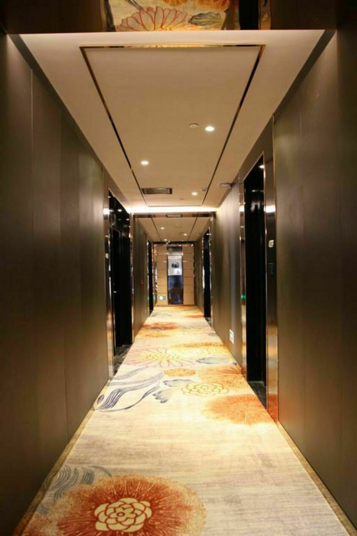 Foshan Sweet World Hotel Exterior photo