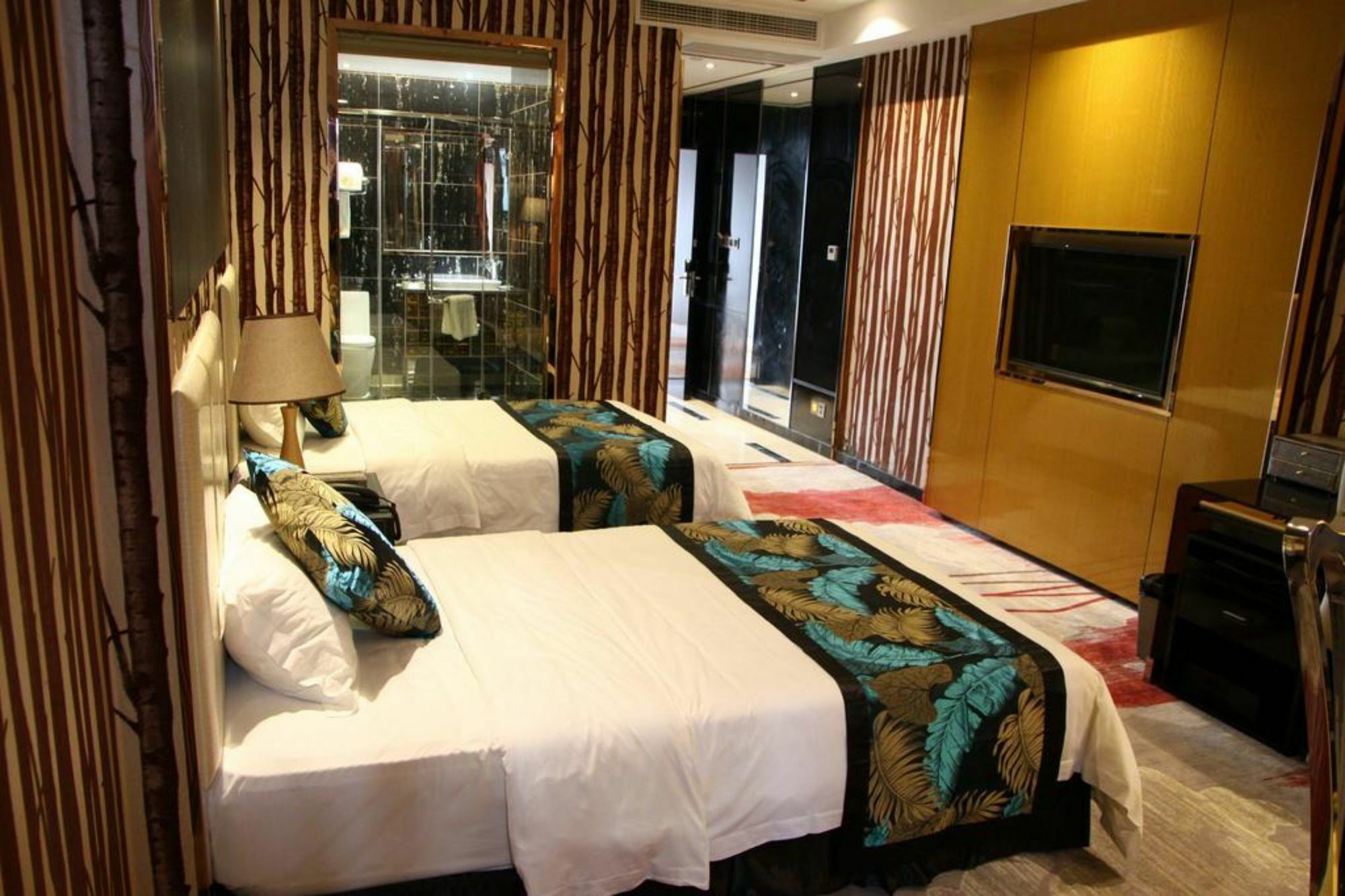 Foshan Sweet World Hotel Exterior photo